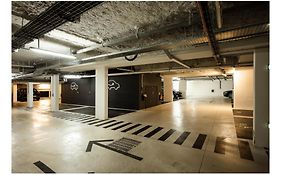 The Originals Boutique, Hotel Maison Montmartre Paris Les Puces